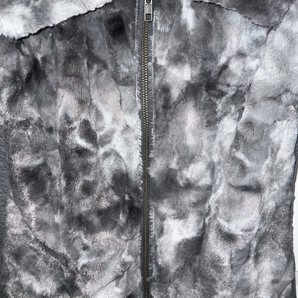 Cabi faux fur bomber jacket - Picture 2 of 5